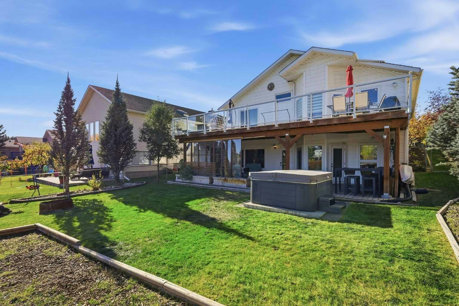 5 Riverview Court, Cochrane, AB, T4C 1K6