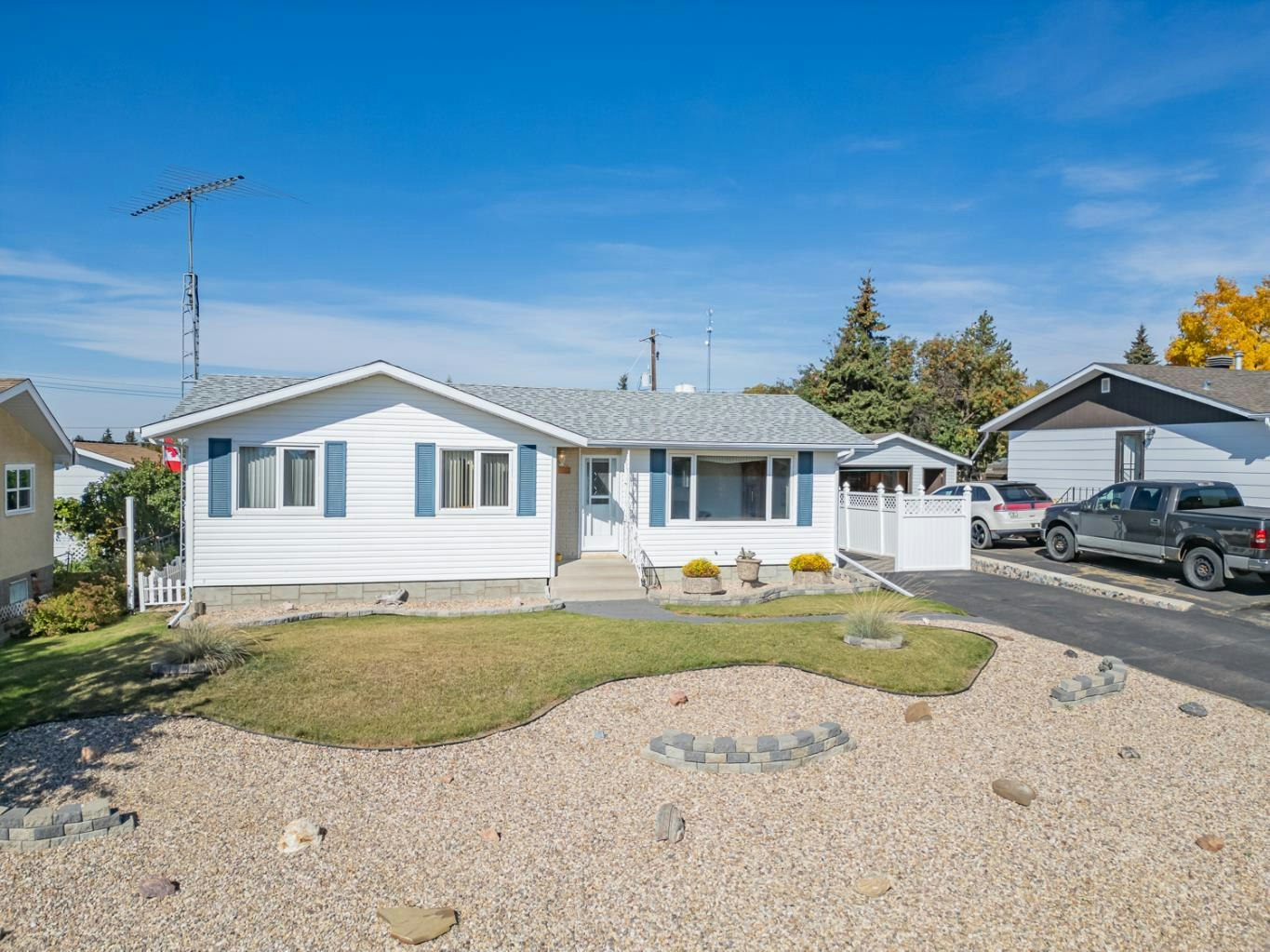 5320 54 Street, Bashaw, AB, T0B 0H0
