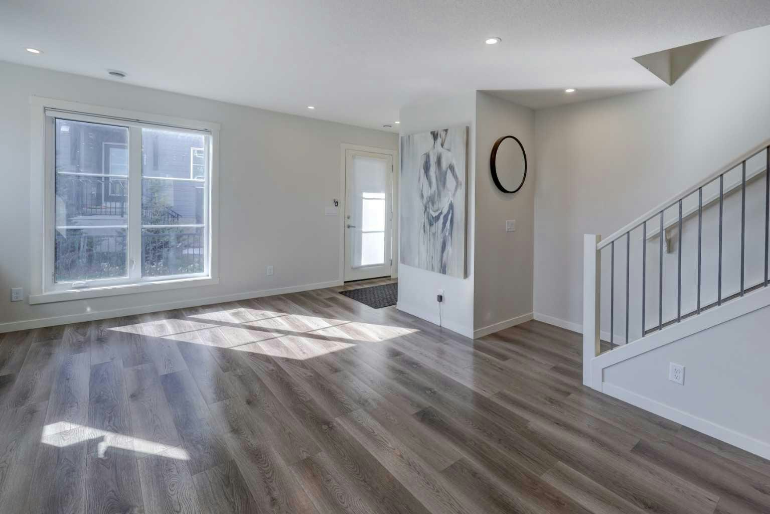 319-260 Rowley Way NW - 4
