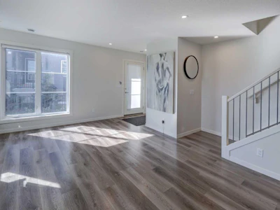 319-260 Rowley Way NW - 4