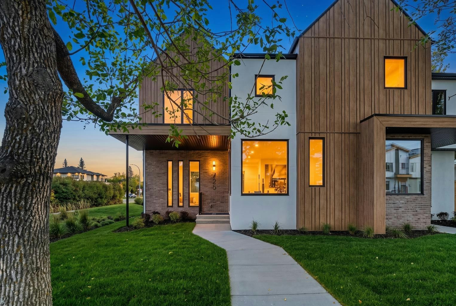 725 53 Avenue SW, Calgary, AB, T2V 0C4