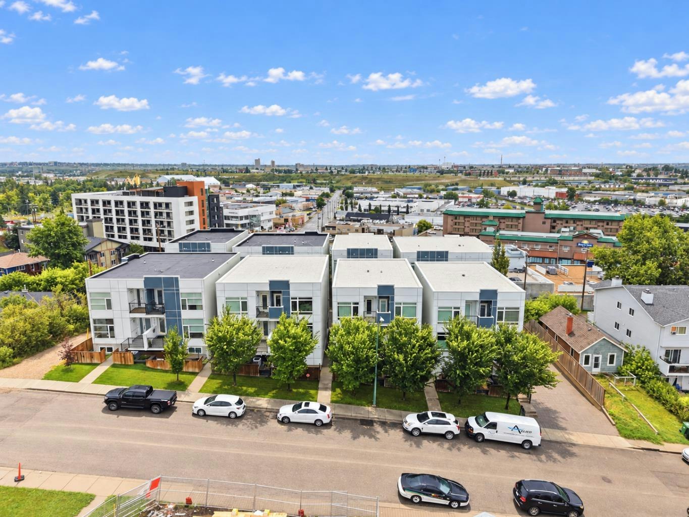 2-3804 Parkhill Place SW, Calgary, AB, T2S 2Z6