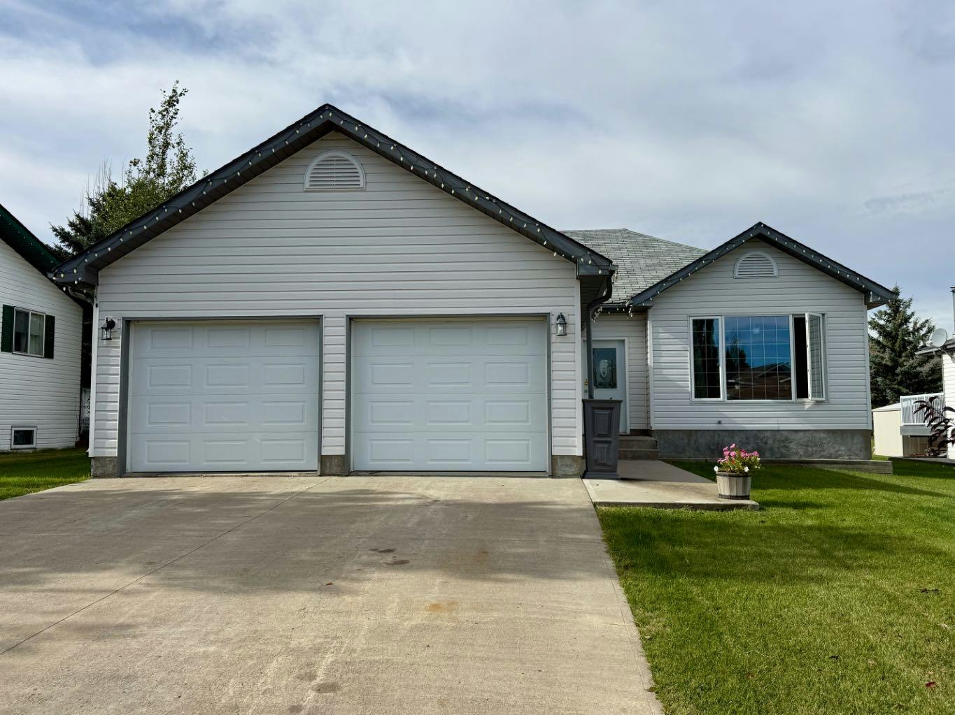 5010 47 Street, Wainwright, AB, T0B 2H0