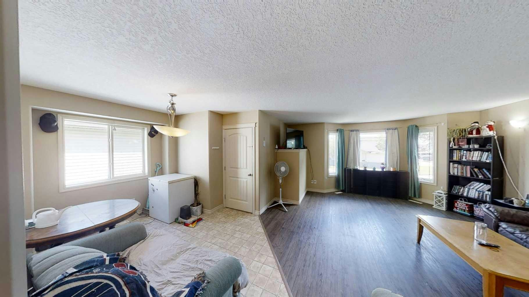 B-9334 Lakeland Drive, Grande Prairie, AB, T8X 1N5 2