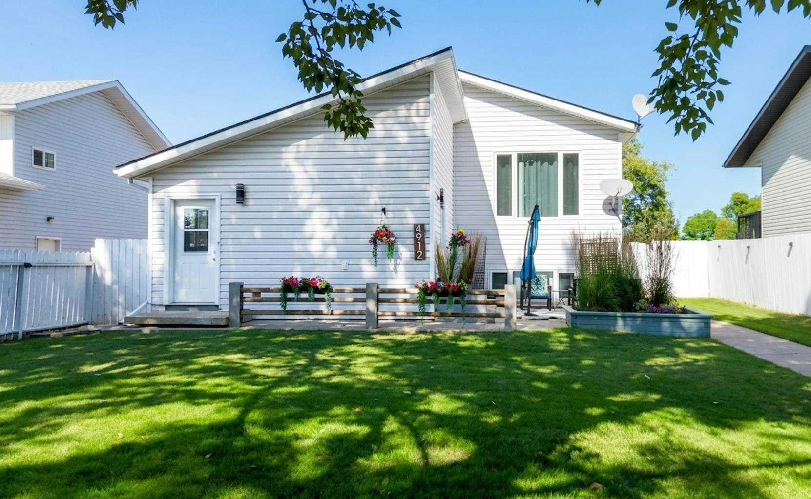 4912 55th Avenue, High Prairie, AB, T0G 1E0