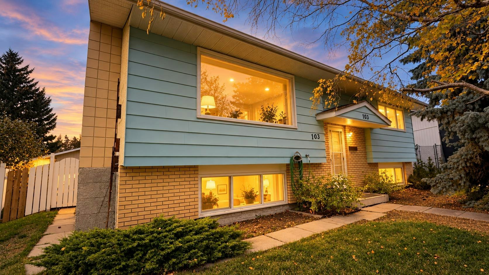 103 Huntcroft Place NE, Calgary, AB, T2K 4E6