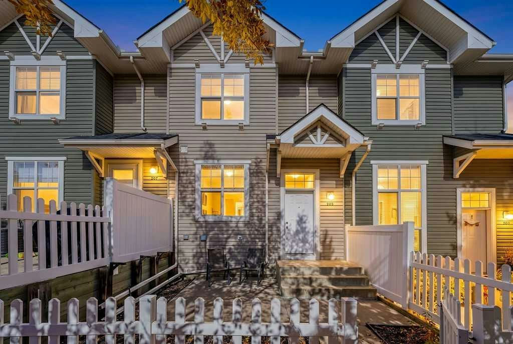 205 Toscana Gardens NW, Calgary, AB, T3L 3C3