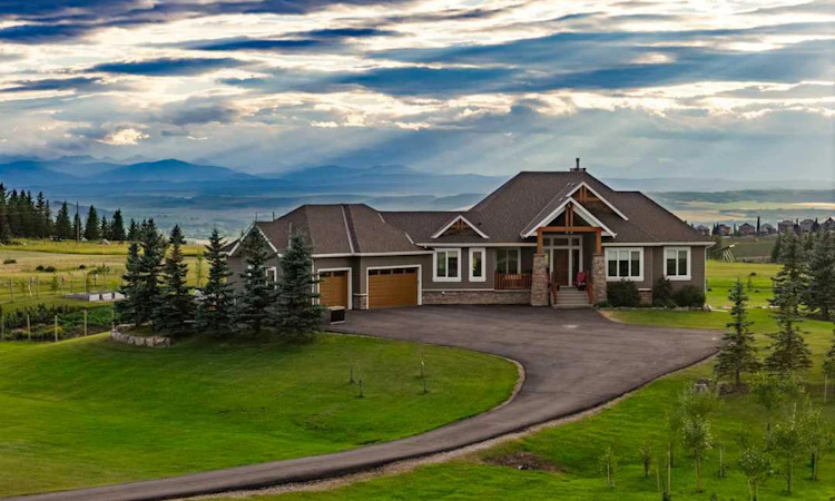 260169 Mountain Ridge Place