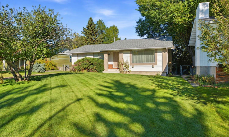 340 Canniff Place SW