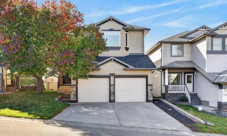 254 Panamount Close NW