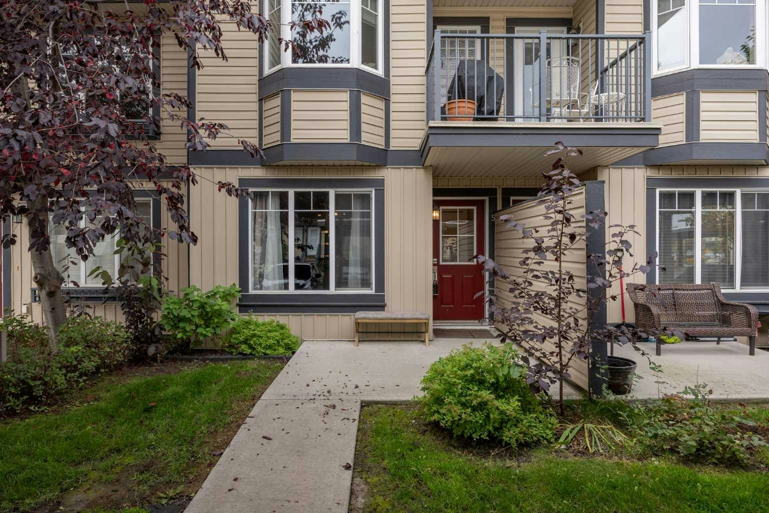 5-133 Copperpond Heights SE, Calgary, AB, T2Z 4R5