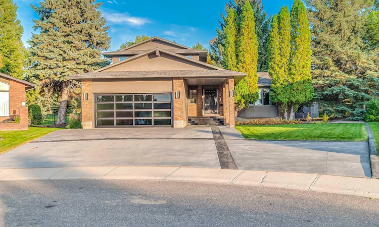 17 Lupine Court SE