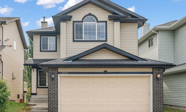 1062 Tuscany Drive NW