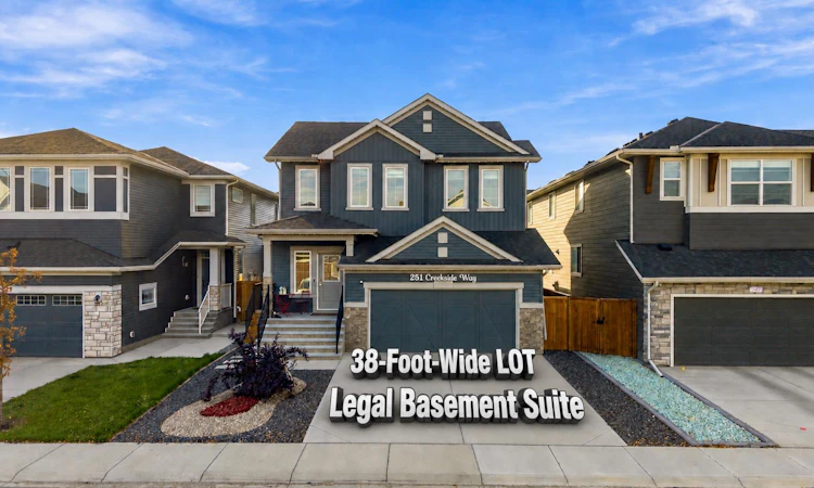 251 Creekside Way SW