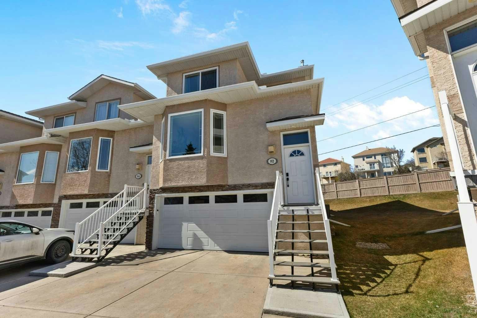 82 Country Hills Gardens NW, Calgary, AB, T3K 5K2