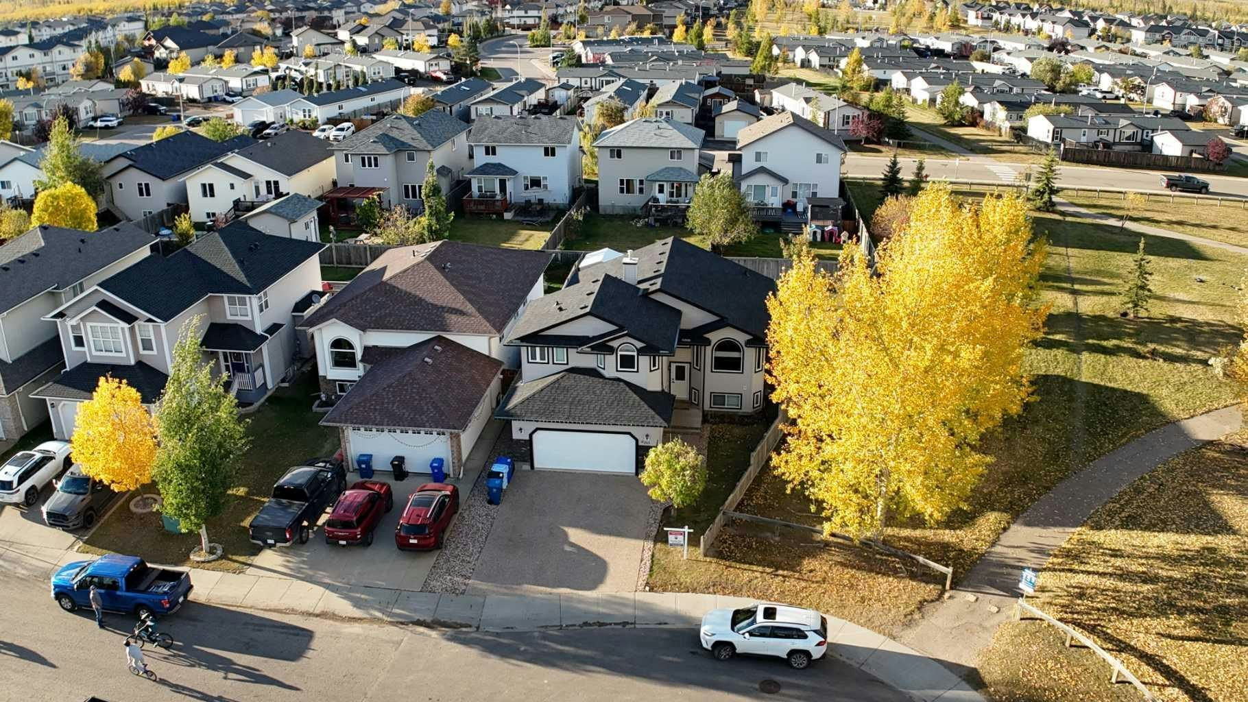 213 Coyote Crescent, Fort Mcmurray, AB, T9K 0C6