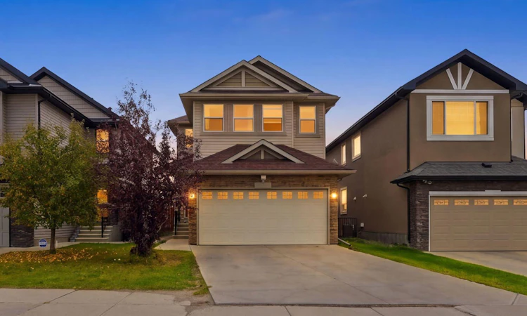 358 Skyview Ranch Way NE