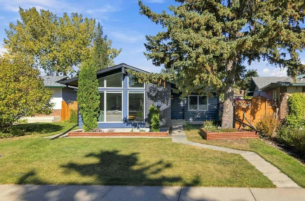 39 Midridge Close SE, Calgary, AB, T2X 1G2