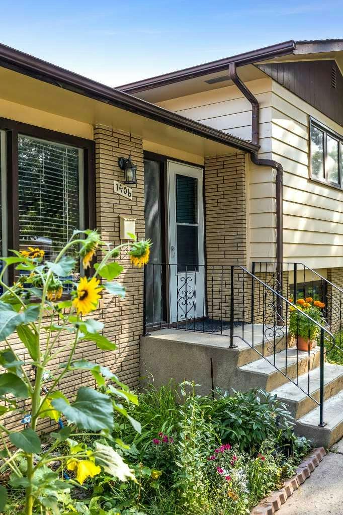 1406 26 Street SE, Medicine Hat, AB, T1A 2G2