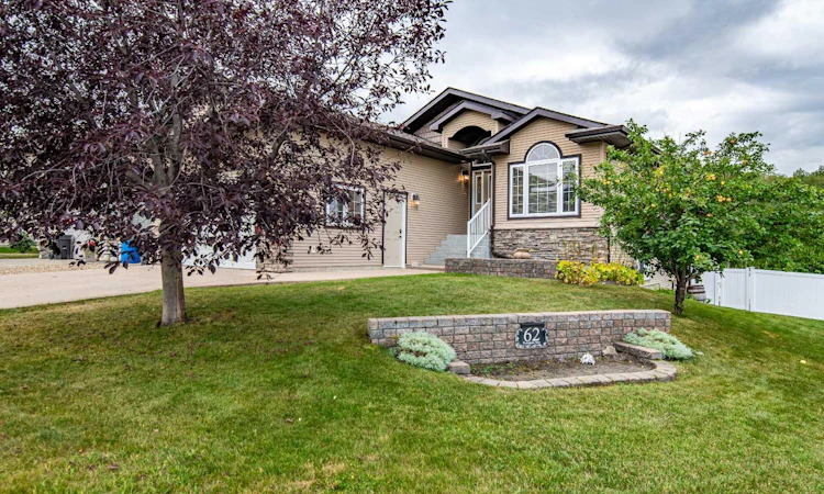 62 Fieldstone Way