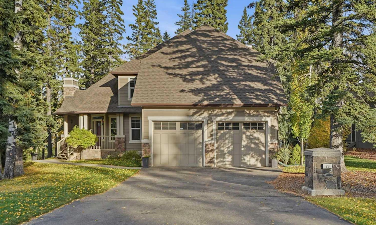 79 Hawk's Landing Drive