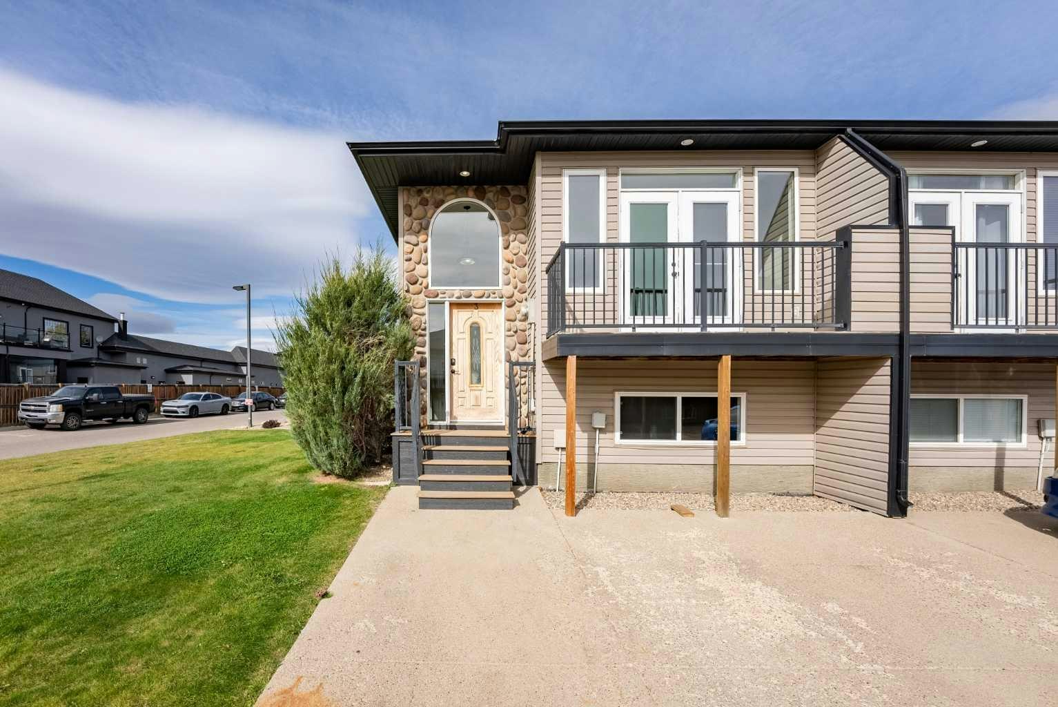 3-762 Heritage Boulevard W, Lethbridge, AB, T1K 0W1