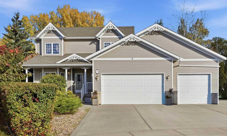 55 Dietz Close