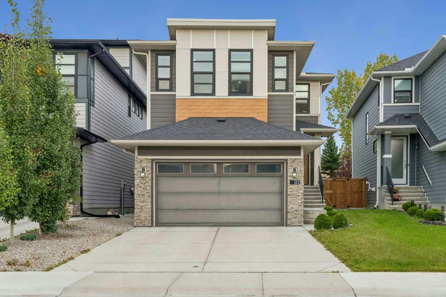 125 Harvest Hills Way NE, Calgary, AB, T3K 2N7