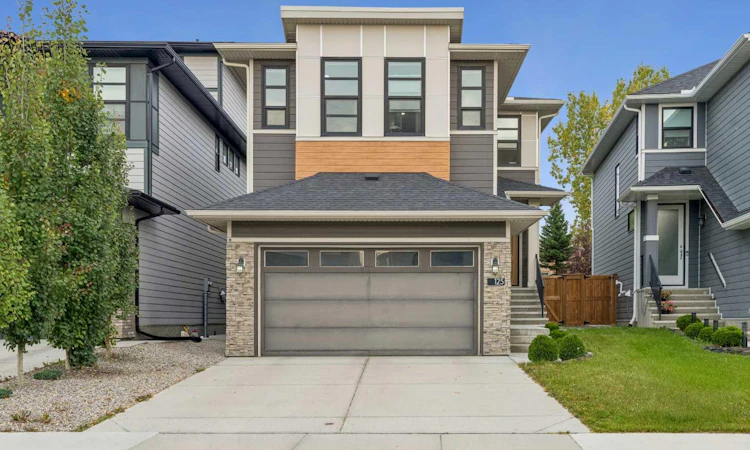 125 Harvest Hills Way NE