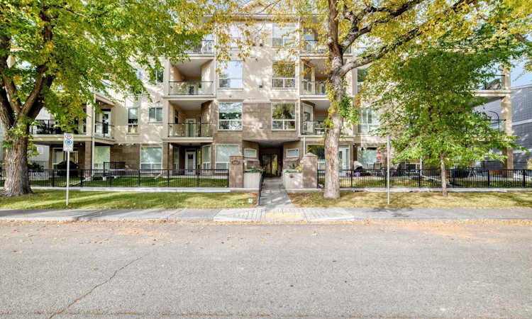 305-3412 Parkdale Boulevard NW