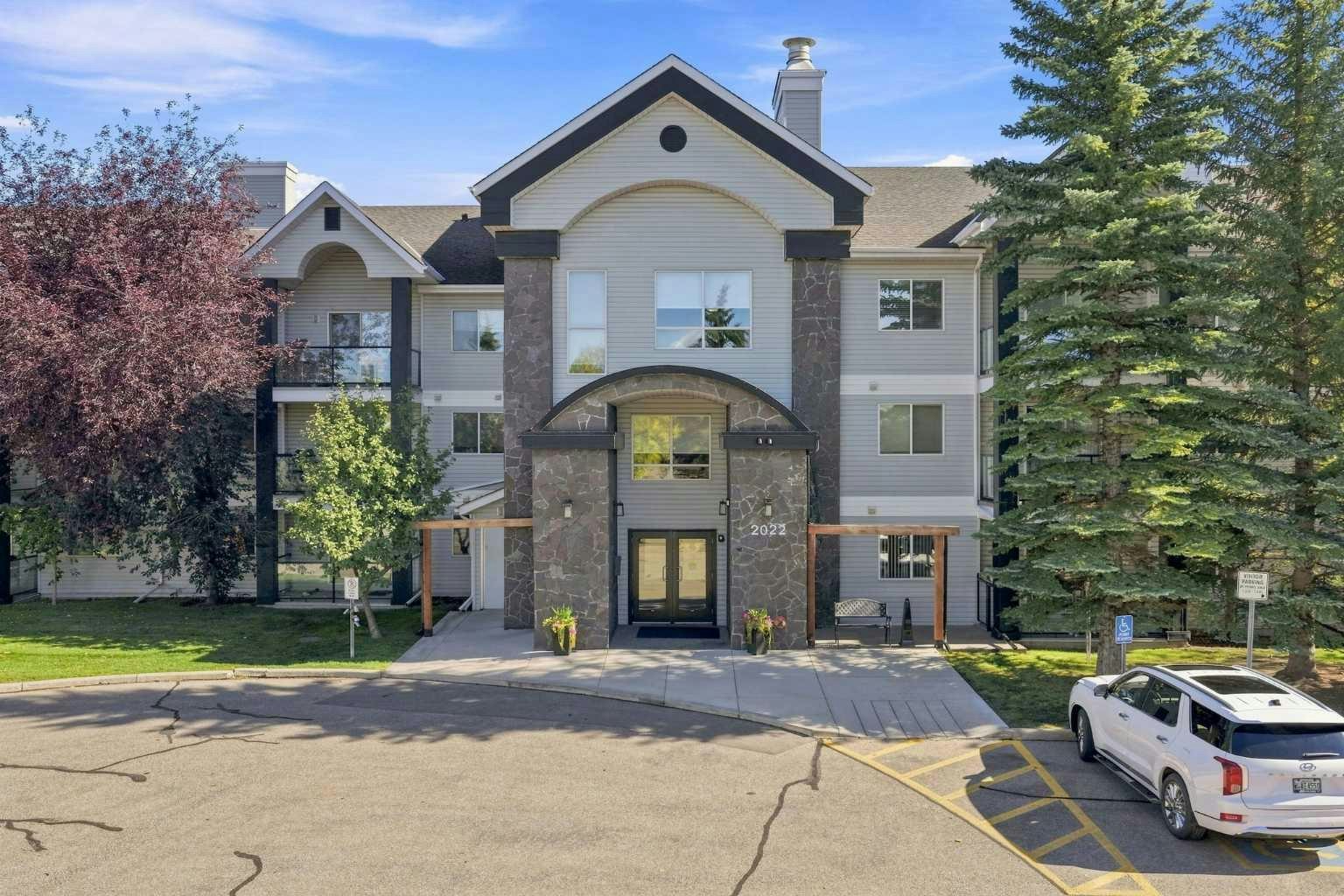 220-2022 Canyon Meadows Drive SE, Calgary, AB, T2J 7H1
