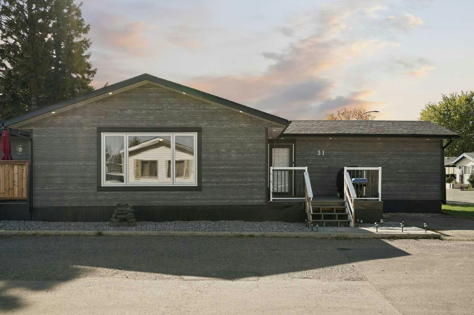 31-1410 43 Street S, Lethbridge, AB, T1K 3S5
