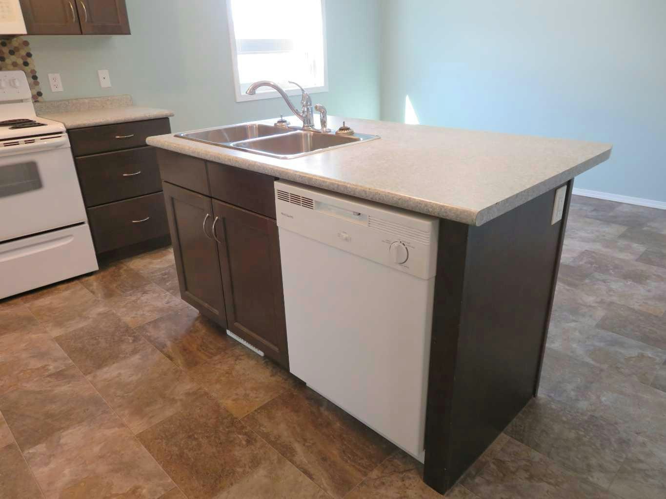 3-4812 45 Street, Lloydminster City West, AB, S9V 0H9 - 10