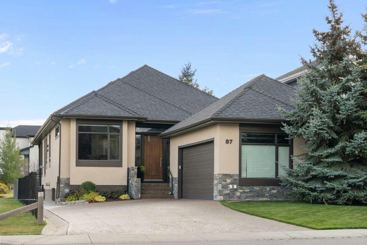 87 Coulee Way SW, Calgary, AB, T3H 4E7