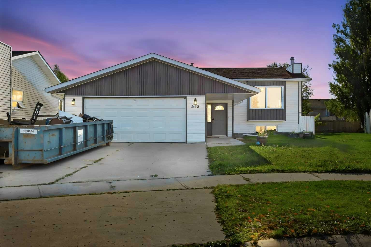 233 Bacon Place, Fort Mcmurray, AB, T9K 1Z8