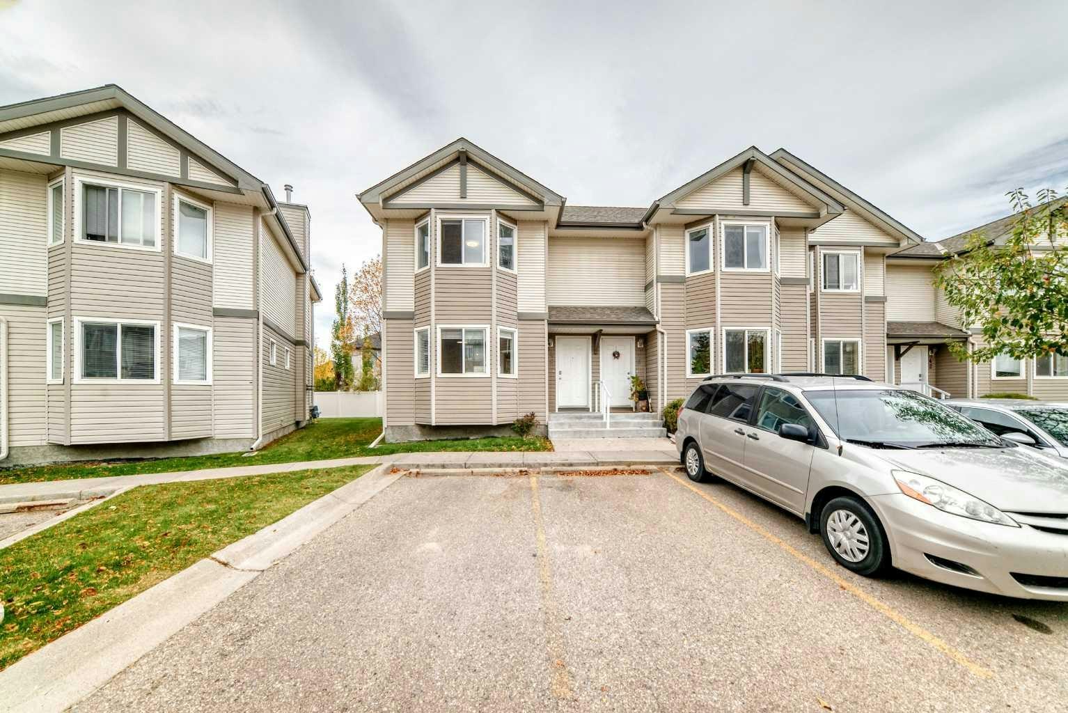 48 Royal Birch Villas NW, Calgary, AB, T3G 5V2
