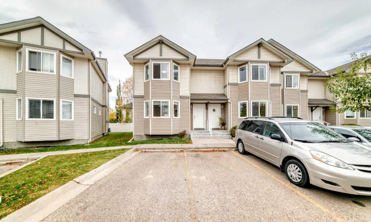 48 Royal Birch Villas NW