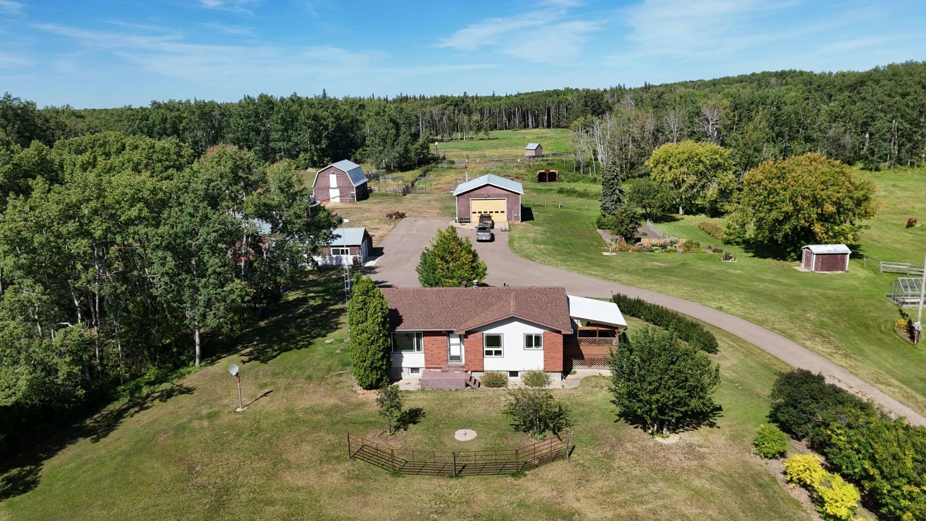 17530 Township Road 763a, Big Lakes County, AB, T0G 1E0