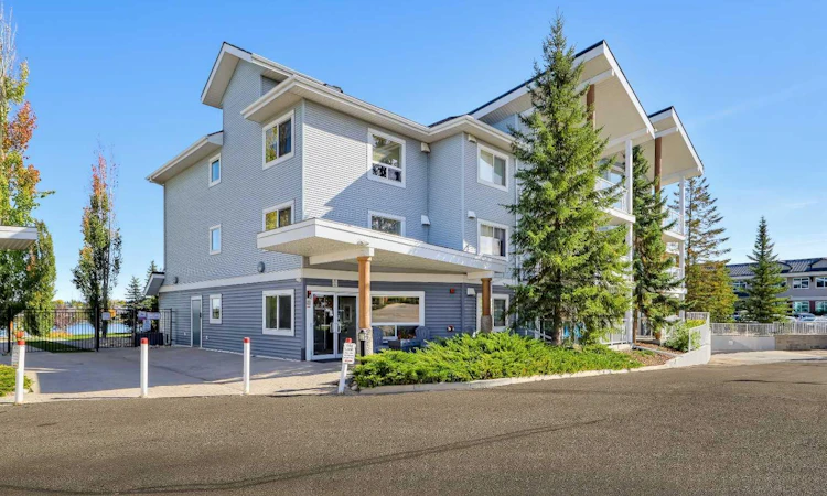 313-380 Marina Drive
