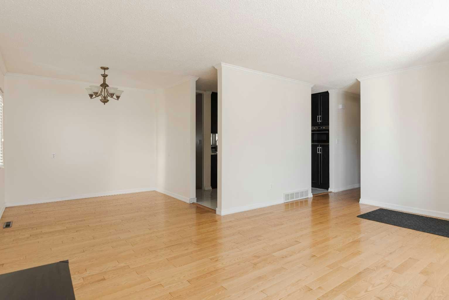 32 Moberly Crescent, Fort Mcmurray, AB, T9H 1G9 - 13