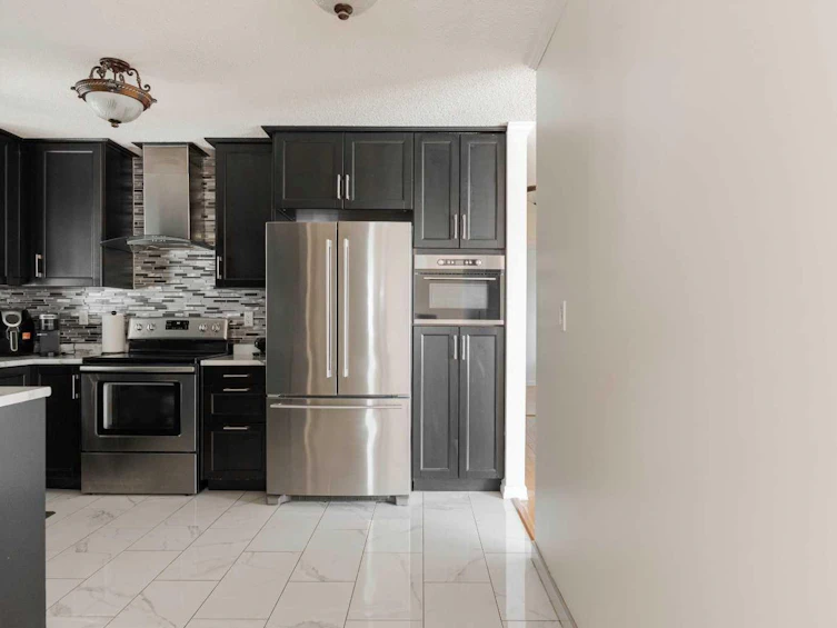 32 Moberly Crescent, Fort Mcmurray, AB, T9H 1G9 - 8