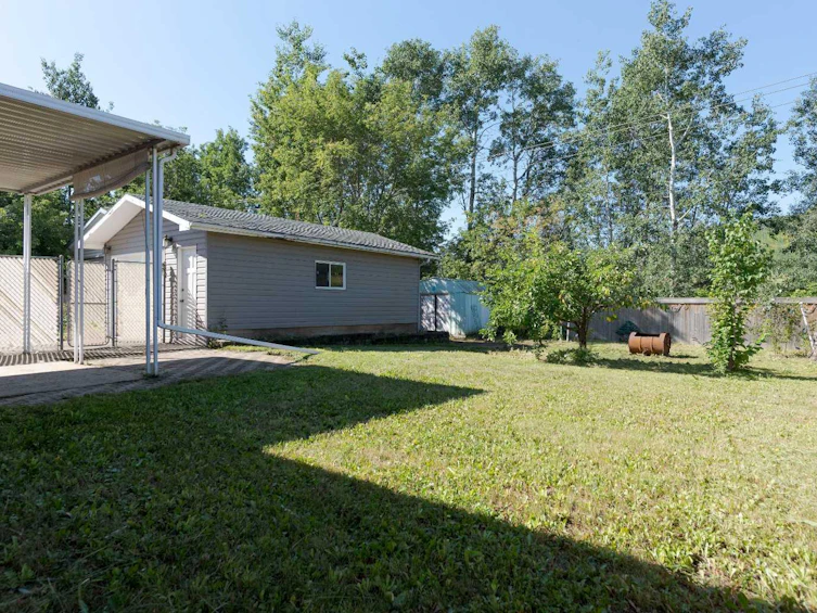 32 Moberly Crescent, Fort Mcmurray, AB, T9H 1G9 - 34