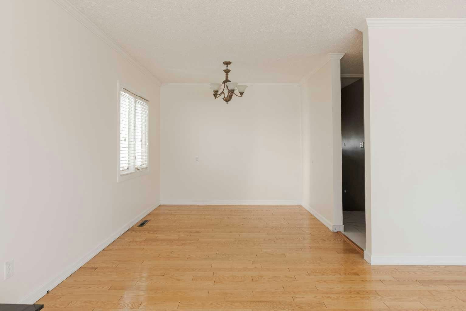 32 Moberly Crescent, Fort Mcmurray, AB, T9H 1G9 - 12