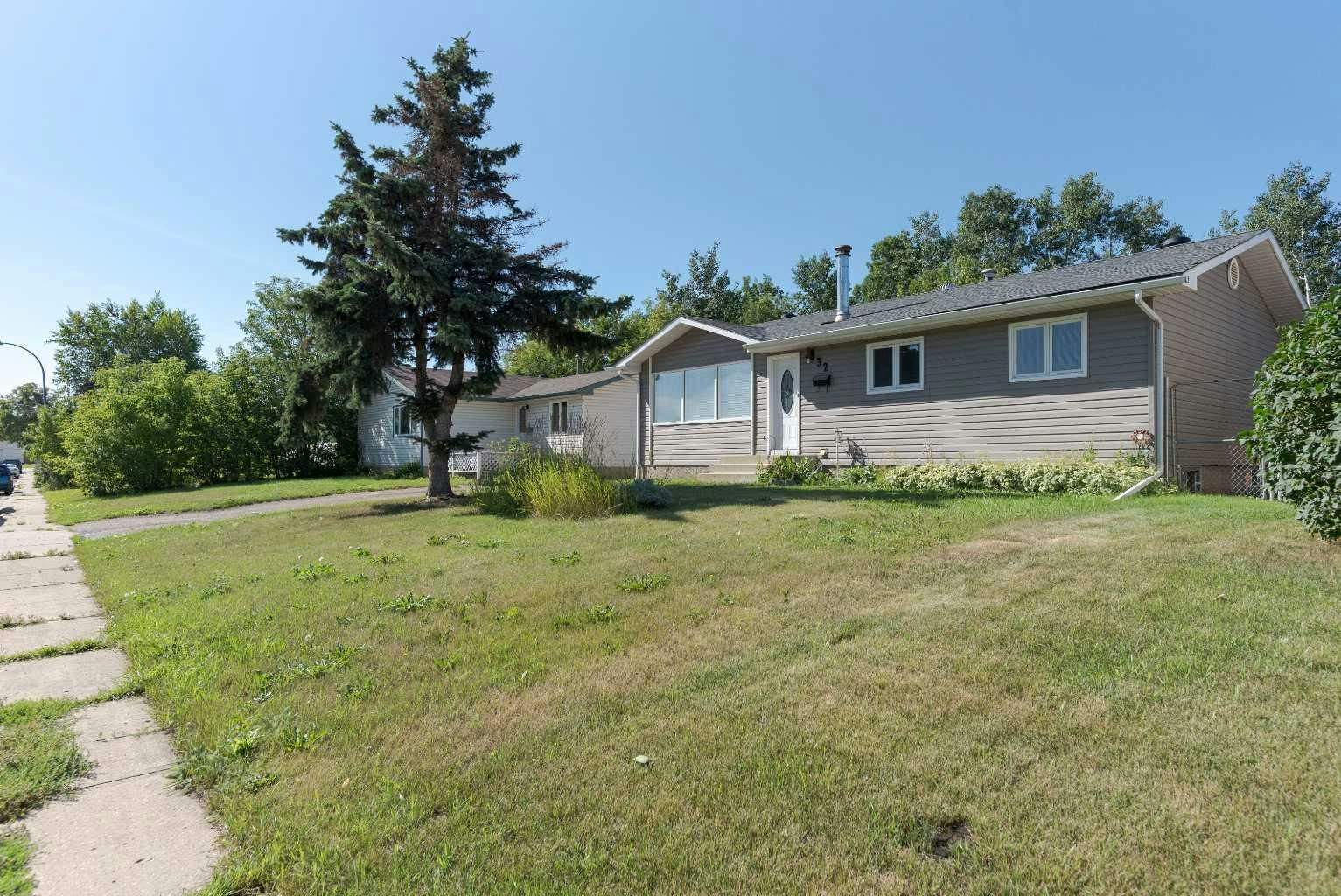 32 Moberly Crescent, Fort Mcmurray, AB, T9H 1G9 - 4