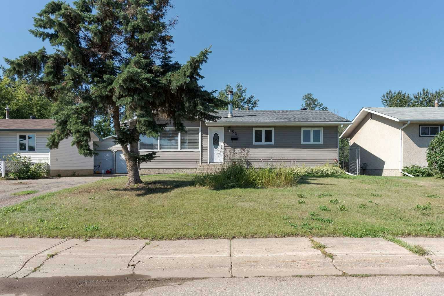 32 Moberly Crescent, Fort Mcmurray, AB, T9H 1G9 - 3