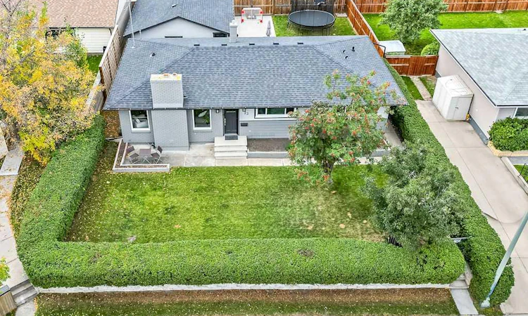 23 Wellington Place SW