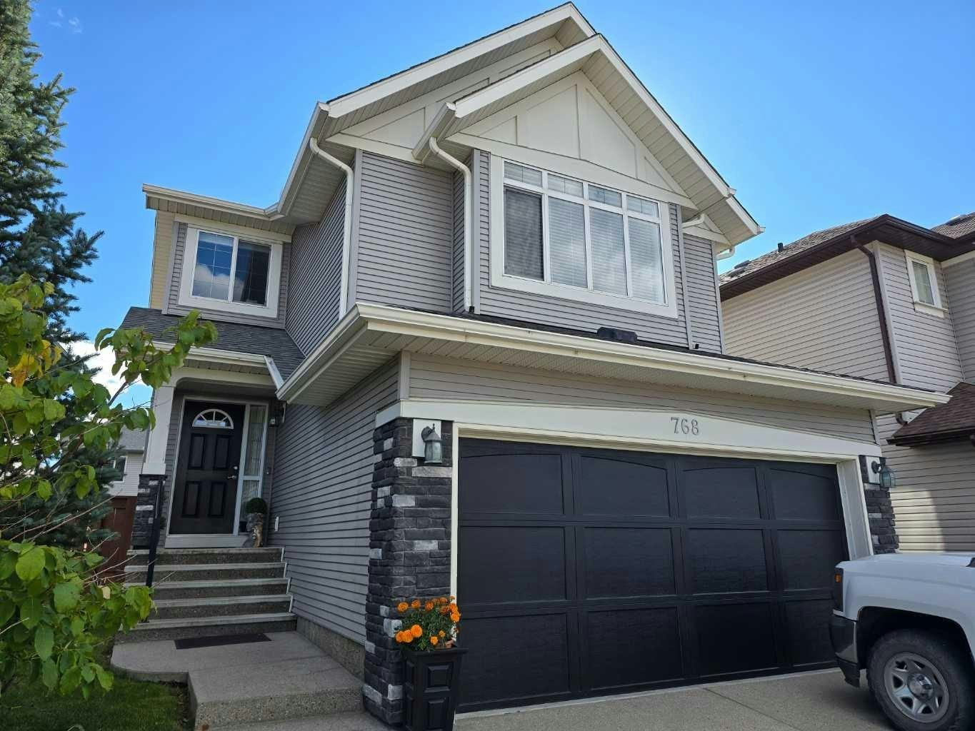 768 New Brighton Drive SE, Calgary, AB, T2Z 0Z8