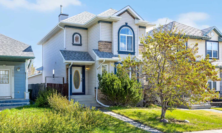 176 Arbour Grove Close NW