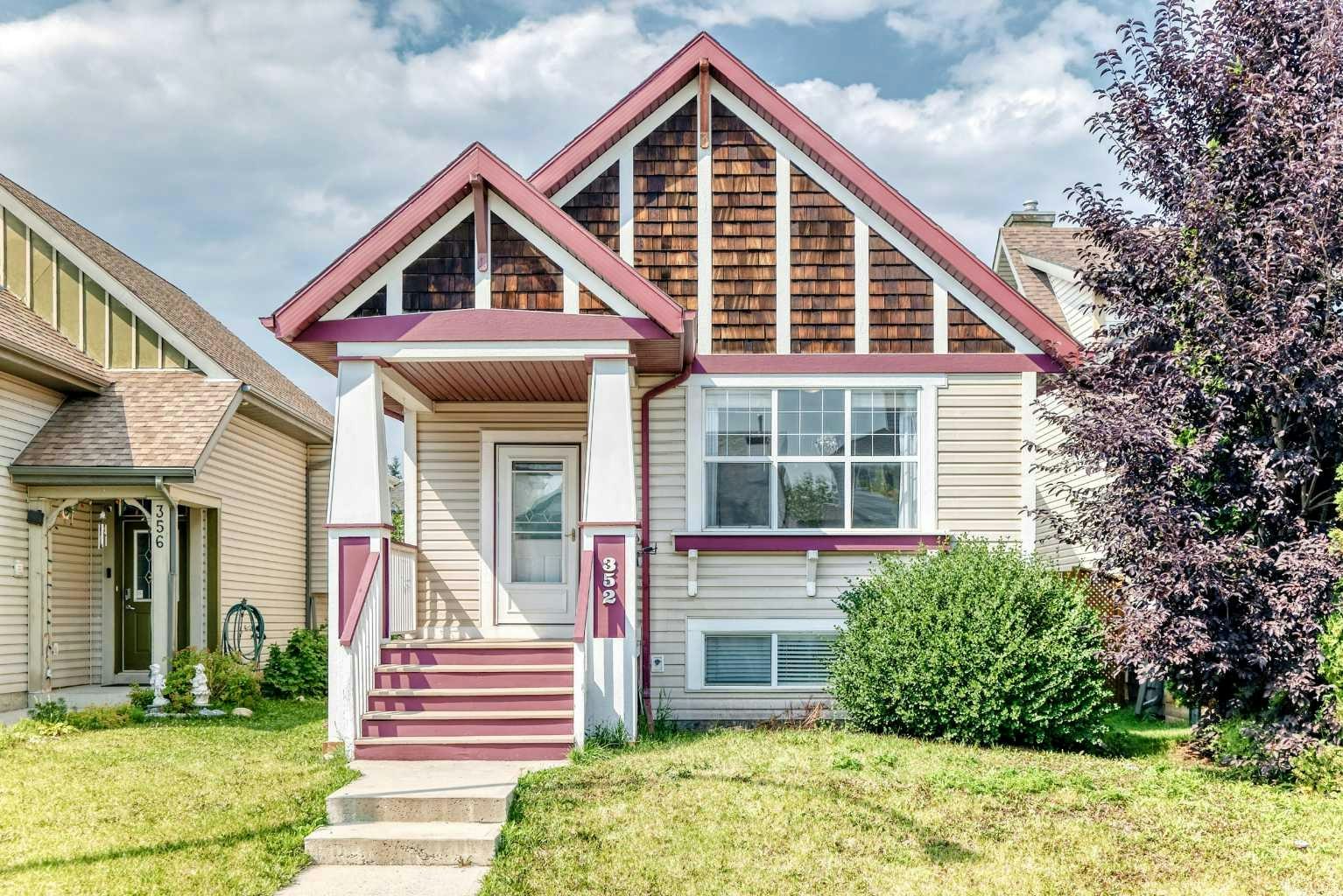352 Copperfield Gardens SE, Calgary, AB, T2Z 4C3