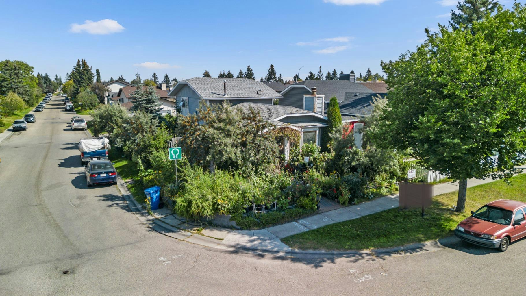 16 Tararidge Drive NE, Calgary, AB, T3J 2P8